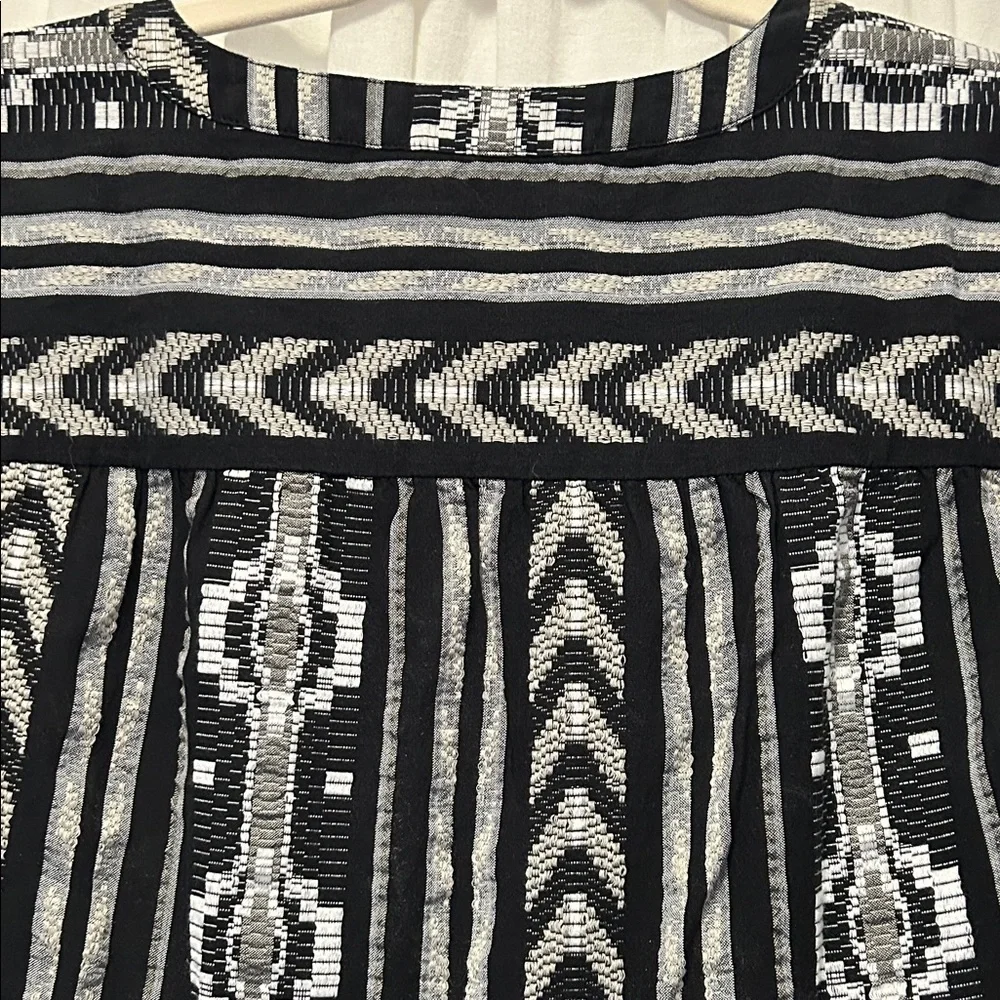 Chico's Dress Women’s L Black/White Aztec 3/4 Sleeve Tiered - Picture 11 of 16